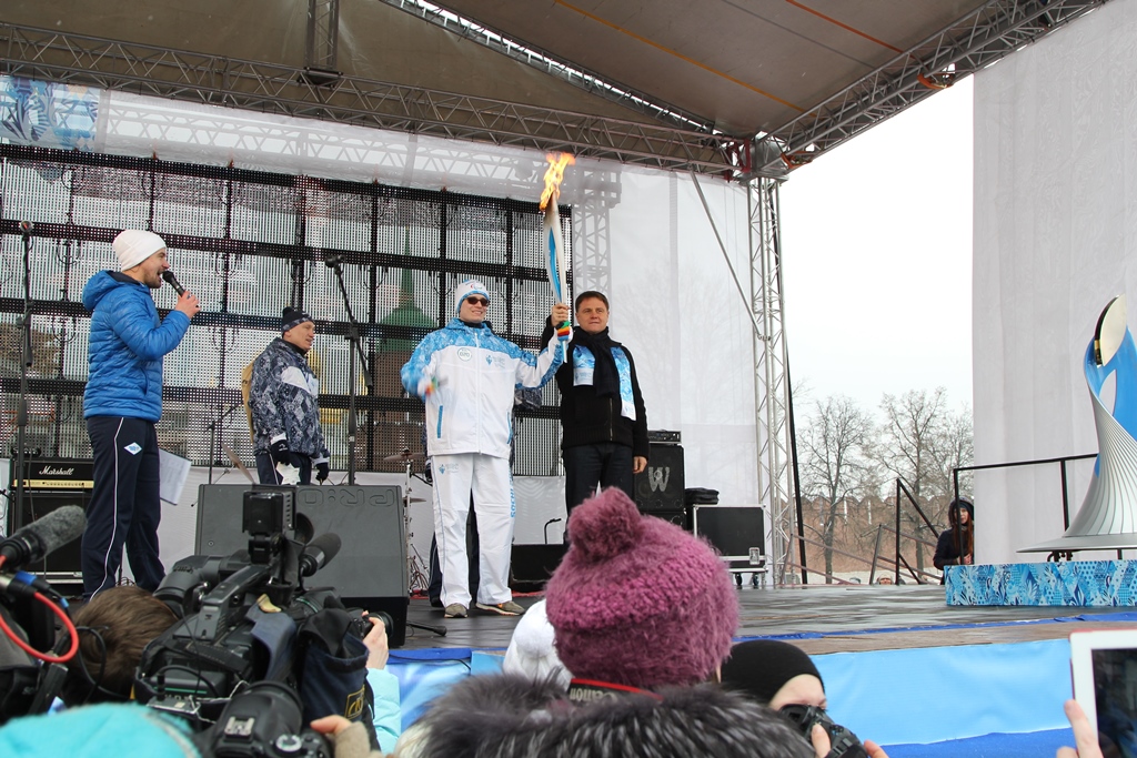 Зажжение Чаши Паралимпийского огня в Туле (Дмитрий Корнилов и Владимир Груздев) Зажжение Чаши Паралимпийского огня в Туле (Дмитрий Корнилов и Владимир Груздев)